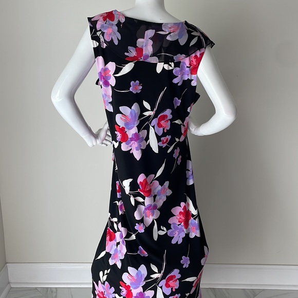 Calvin Klein: Sleeveless Surplice V-Neck Floral Dress Size 1X. - Picture 5 of 13